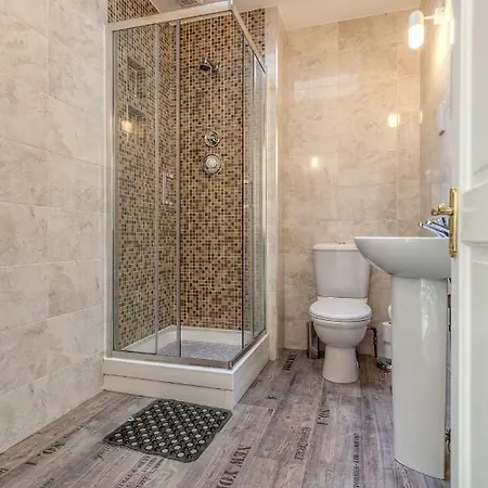 婷堂旅馆 招待所 *