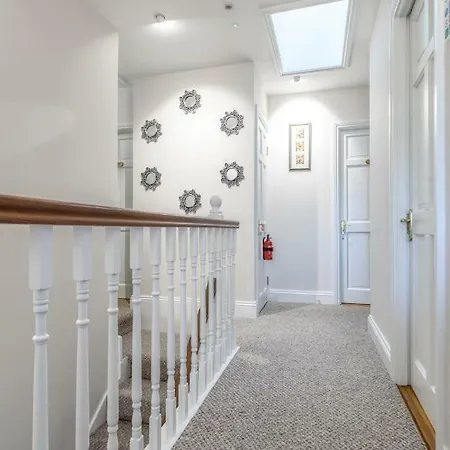 招待所 婷堂旅馆 桑迪福德