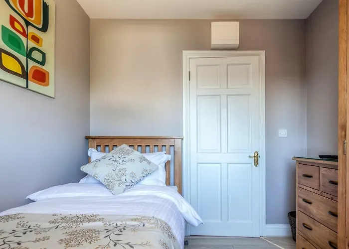 Tintawn House * Sandyford