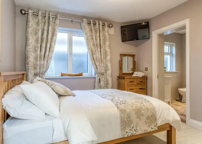 Tintawn House * Sandyford