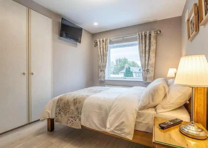 Konukevi Tintawn House *