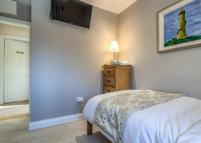 Konukevi Tintawn House *