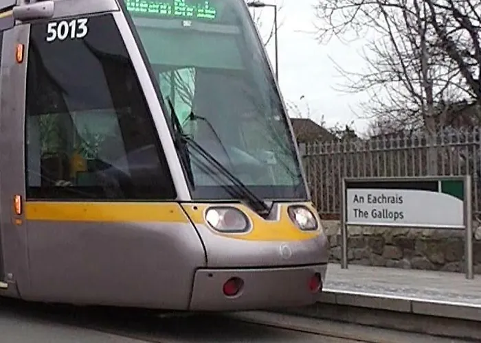 Konukevi Tintawn House Sandyford